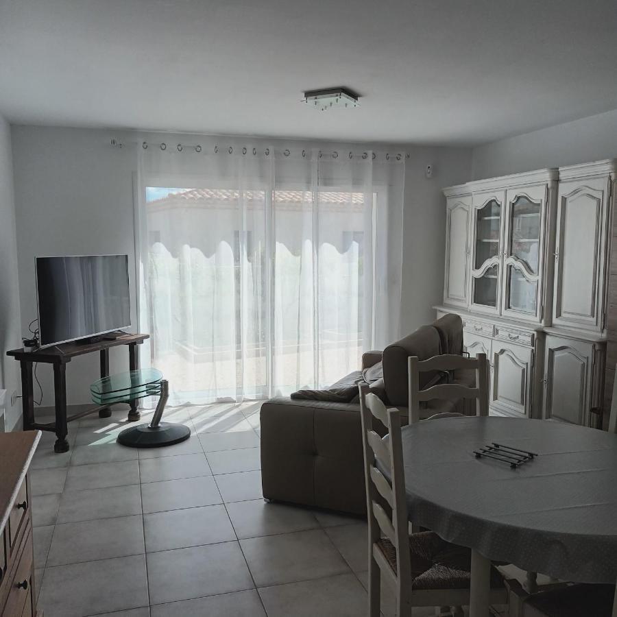 Villa Paisible P2 Pour 4 Voyageurs Saint-Gilles  Exterior foto